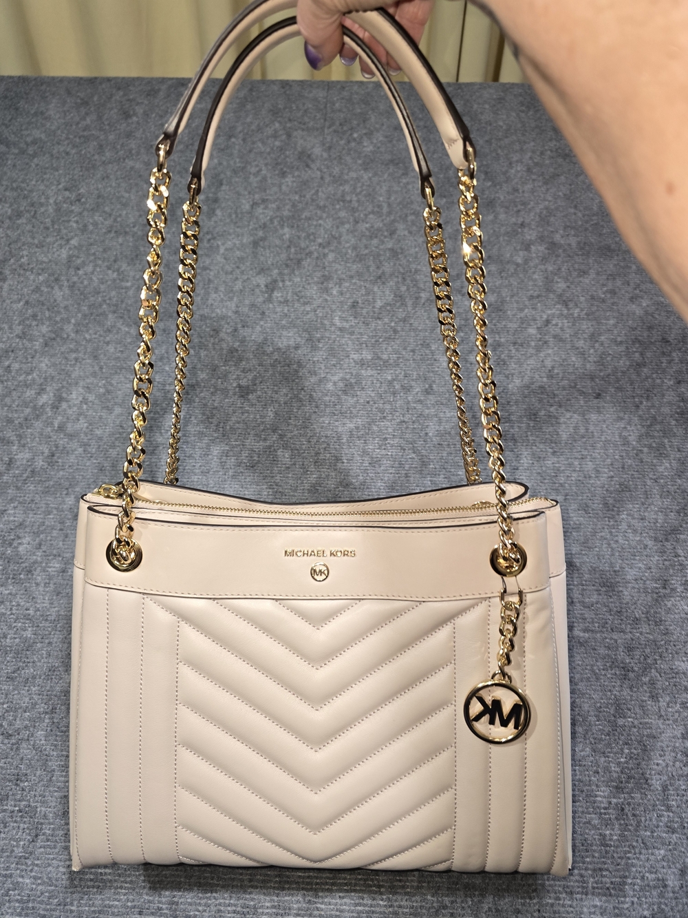 Michael Kors Susan Medium Soft Pink Quilted Leather Chain Shoulder Bag